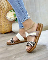 CANOAS GRETA EN CUERO TALCO - TAUPE - ANIMAL PRINT