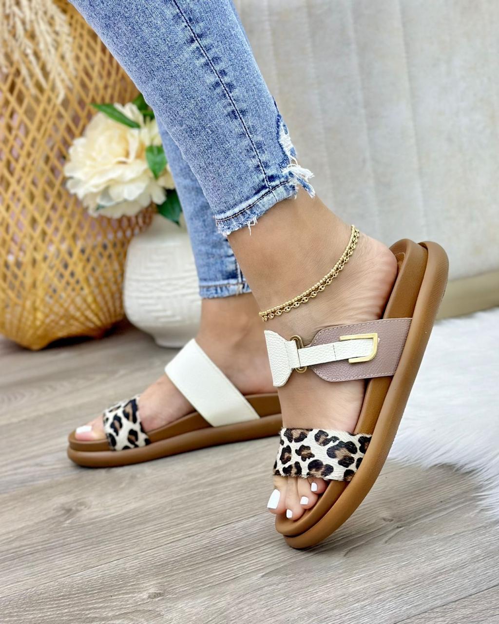 Canoas Greta En Cuero Talco - Taupe - Animal Print — canoas en cuero genuino para mujer animal print — YF Shoes Bucaramanga