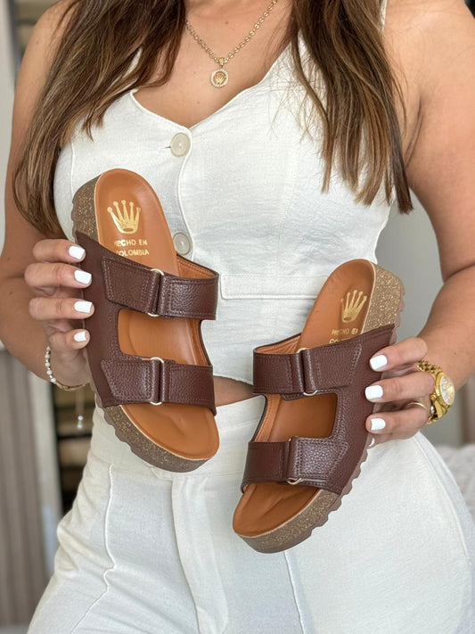 Canoas Juana Color Avellana - En Cuero - Mujer — sandalias en cuero para mujer — YF Shoes Colombia
