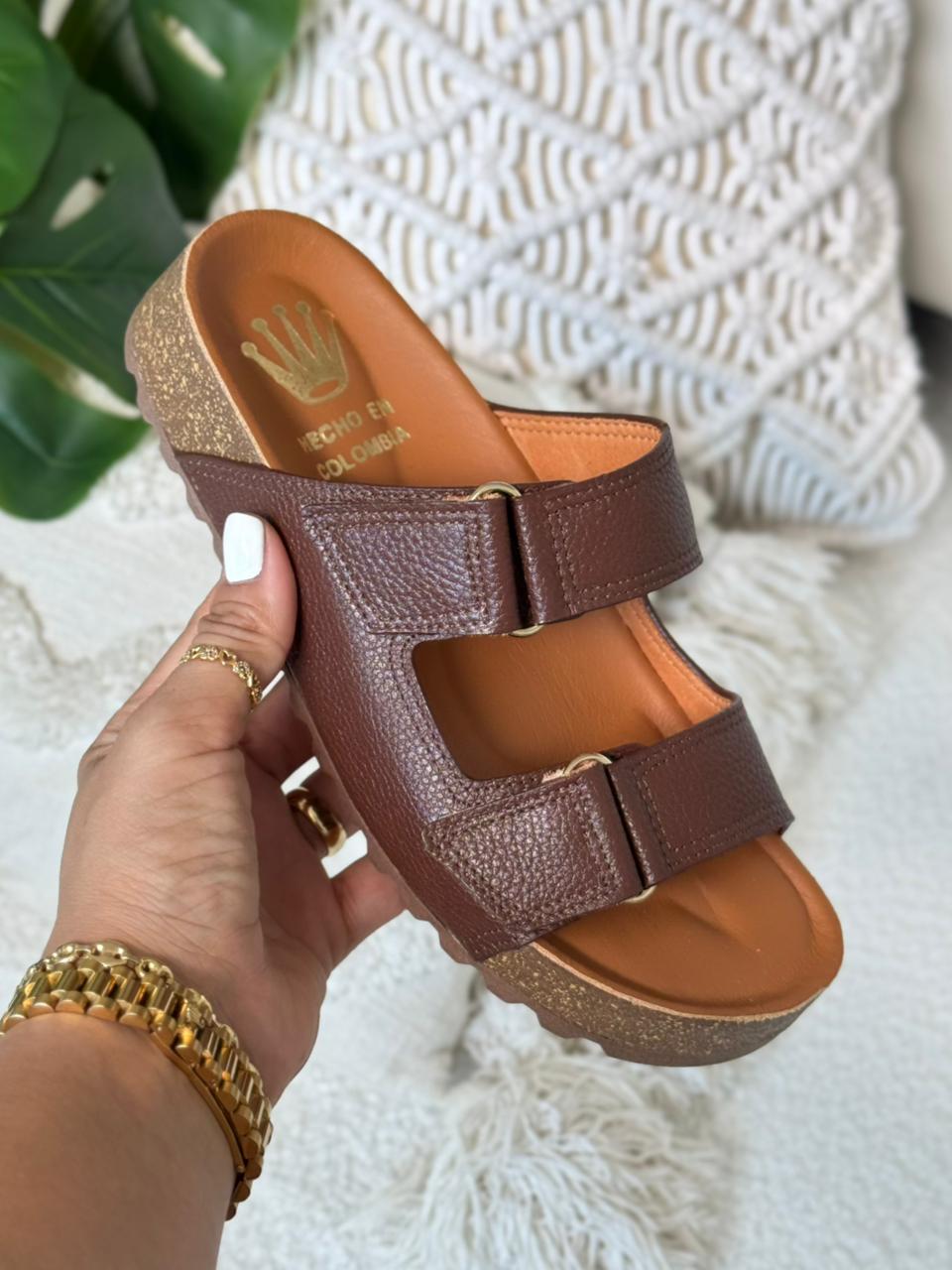  — calzado en cuero para mujer — YF Shoes Colombia
