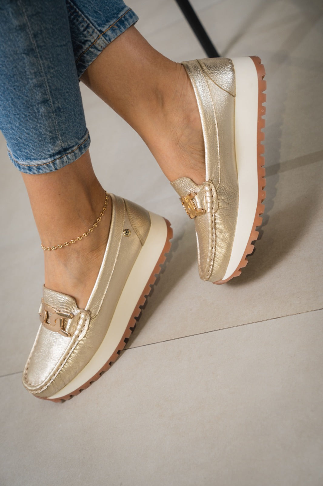  — calzado en cuero para mujer — YF Shoes Colombia