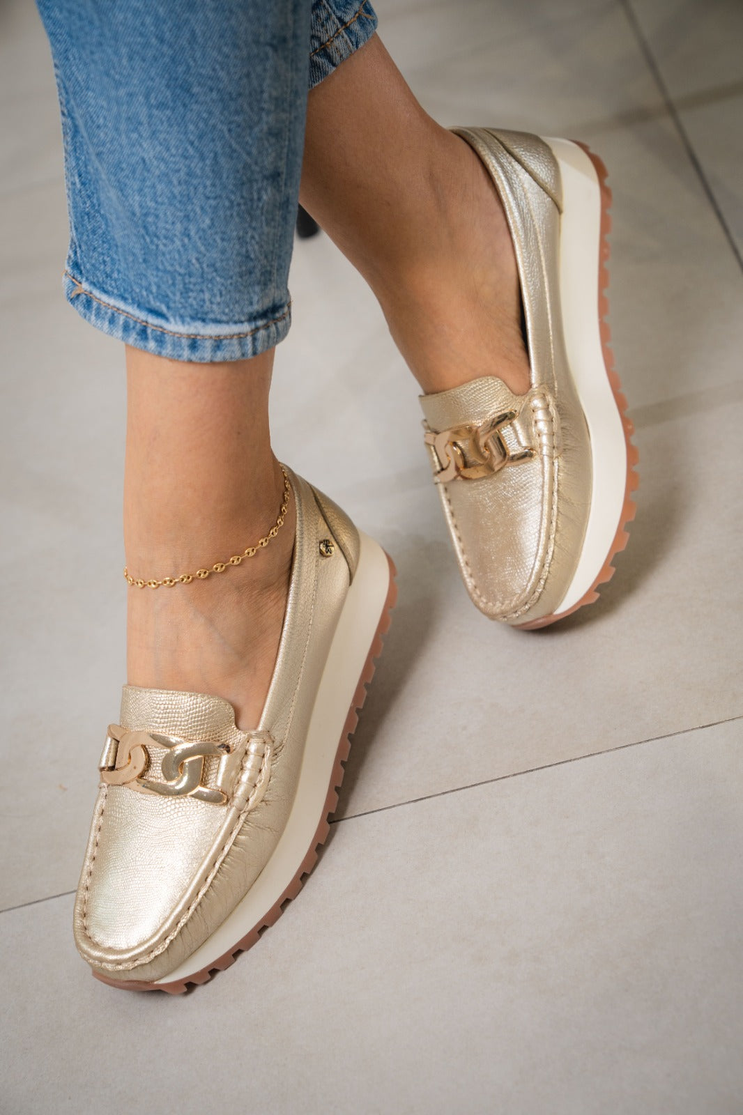  — calzado en cuero para mujer — YF Shoes Colombia