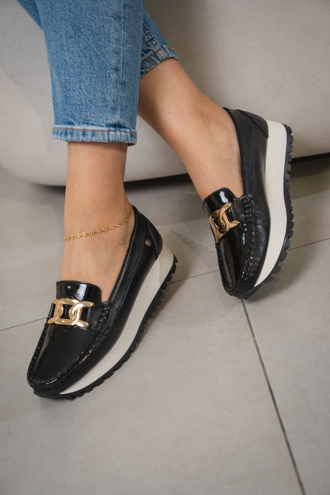  — calzado en cuero para mujer — YF Shoes Colombia