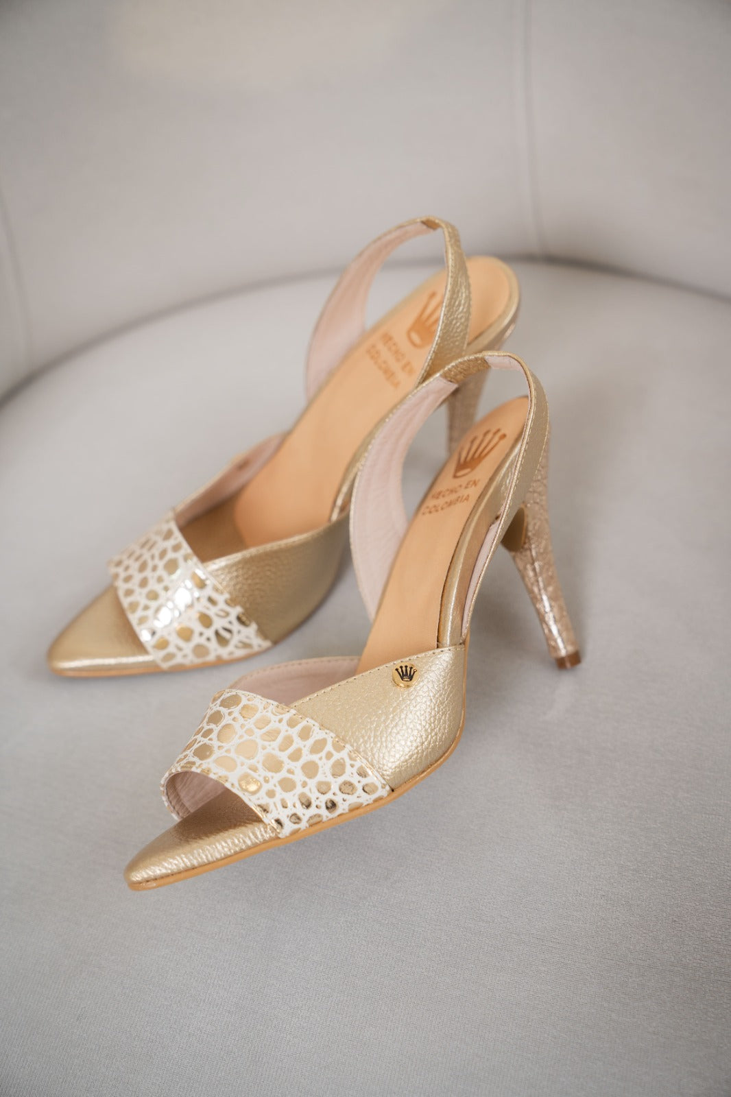  — calzado en cuero para mujer — YF Shoes Colombia