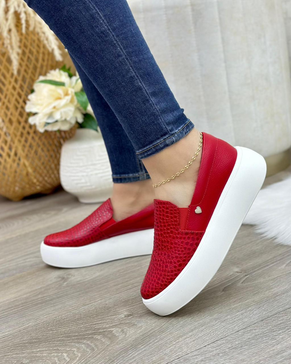 Detalle suela tenis lisboa rojo en cuero cuero genuino animal print — YF Shoes