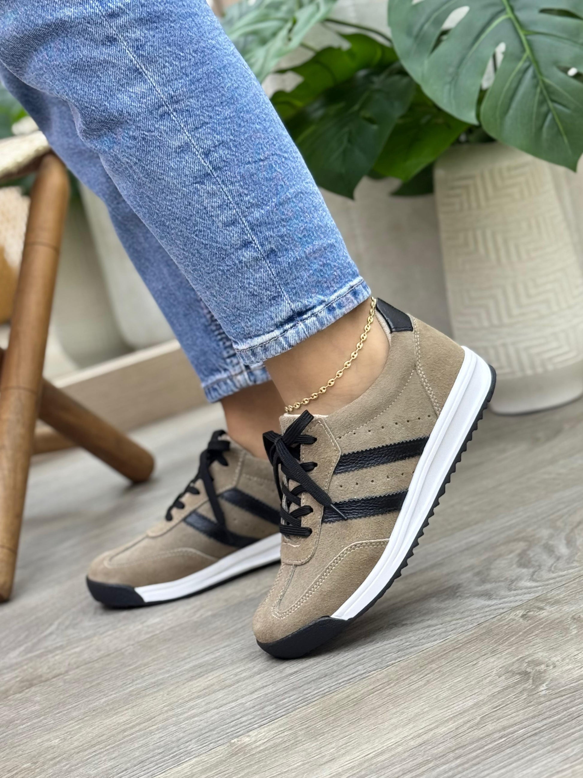  — calzado en cuero para mujer — YF Shoes Colombia