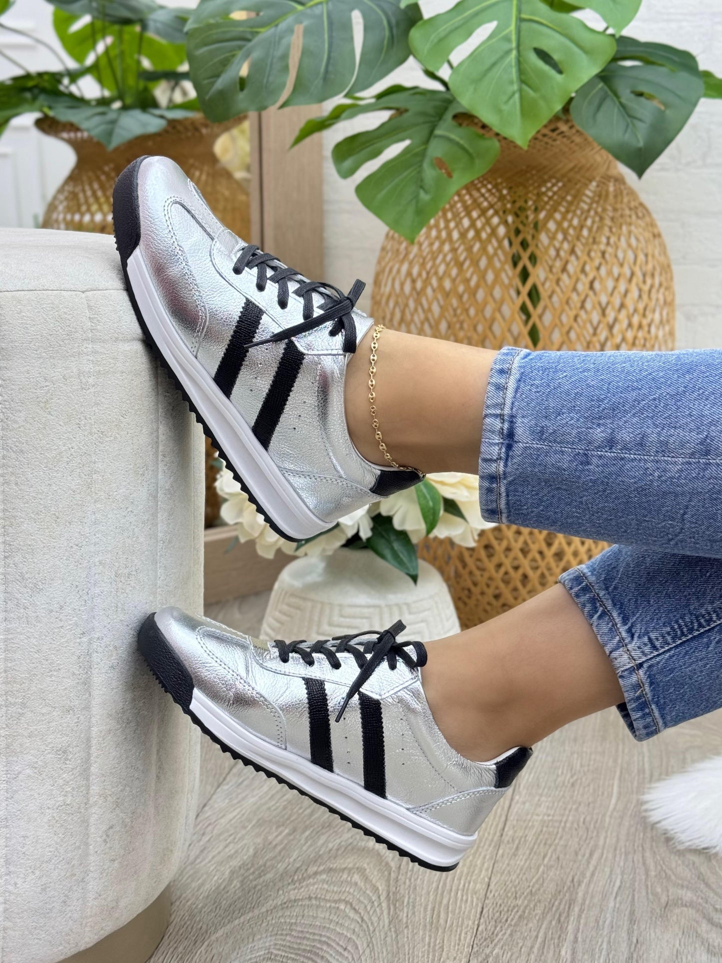  — calzado en cuero para mujer — YF Shoes Colombia
