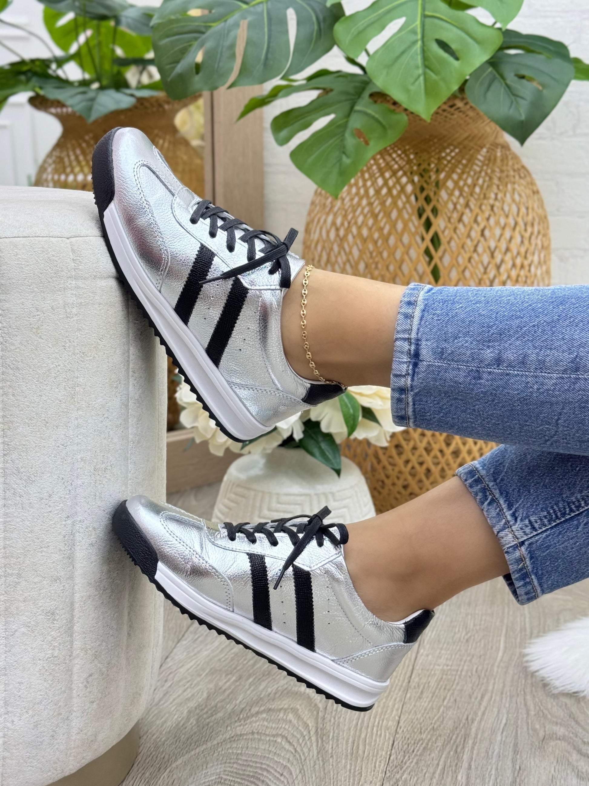 — calzado en cuero para mujer — YF Shoes Colombia