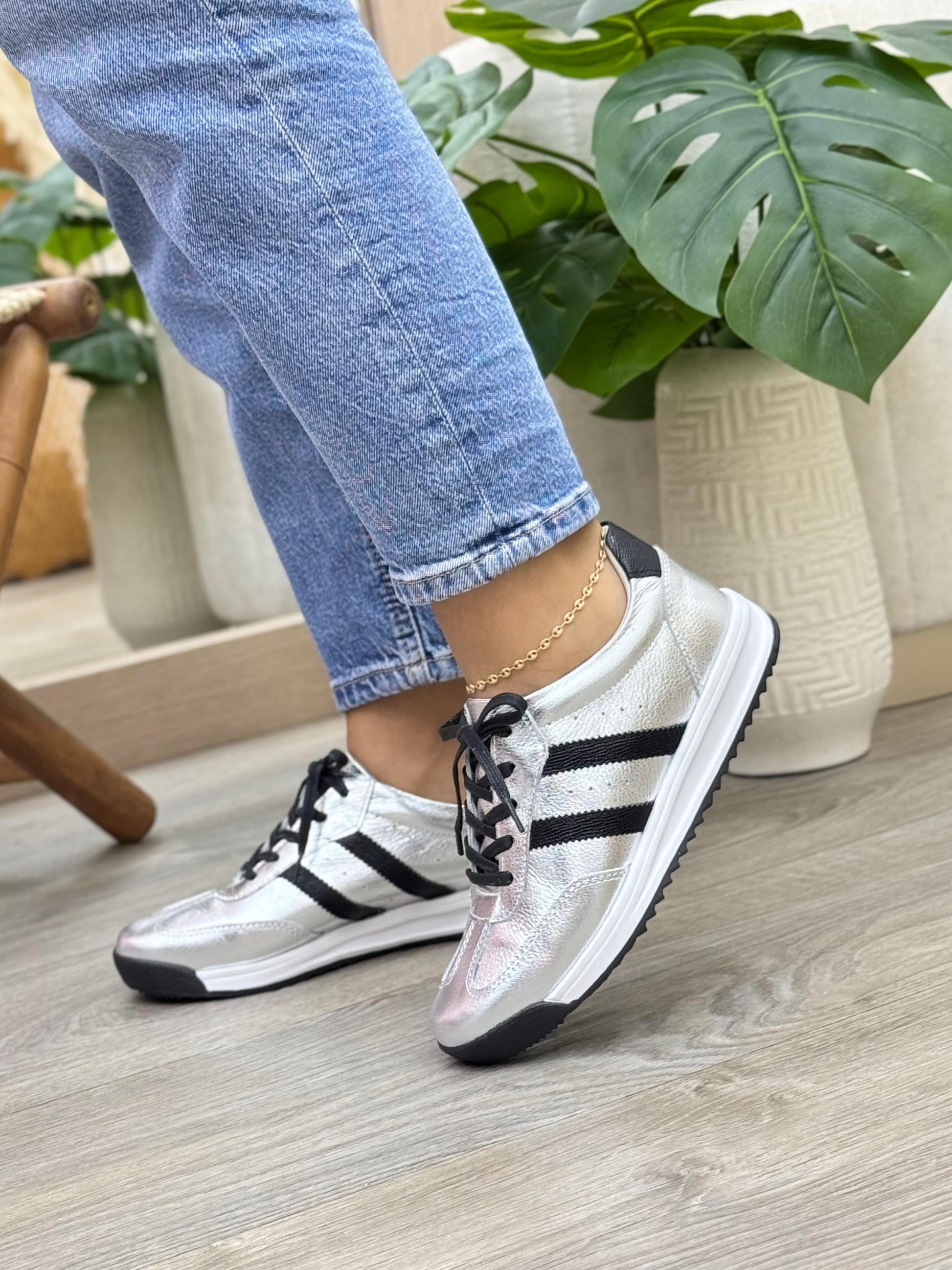  — calzado en cuero para mujer — YF Shoes Colombia