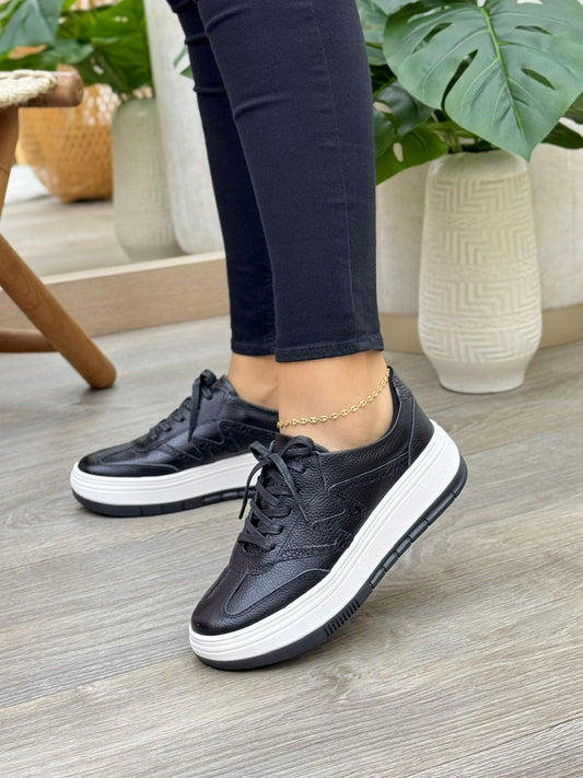 Tenis Saona Negro En Cuero — tenis en cuero genuino para mujer negro — YF Shoes Bucaramanga