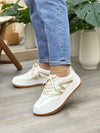 TENIS SAONA TALCO CON DORADO EN CUERO