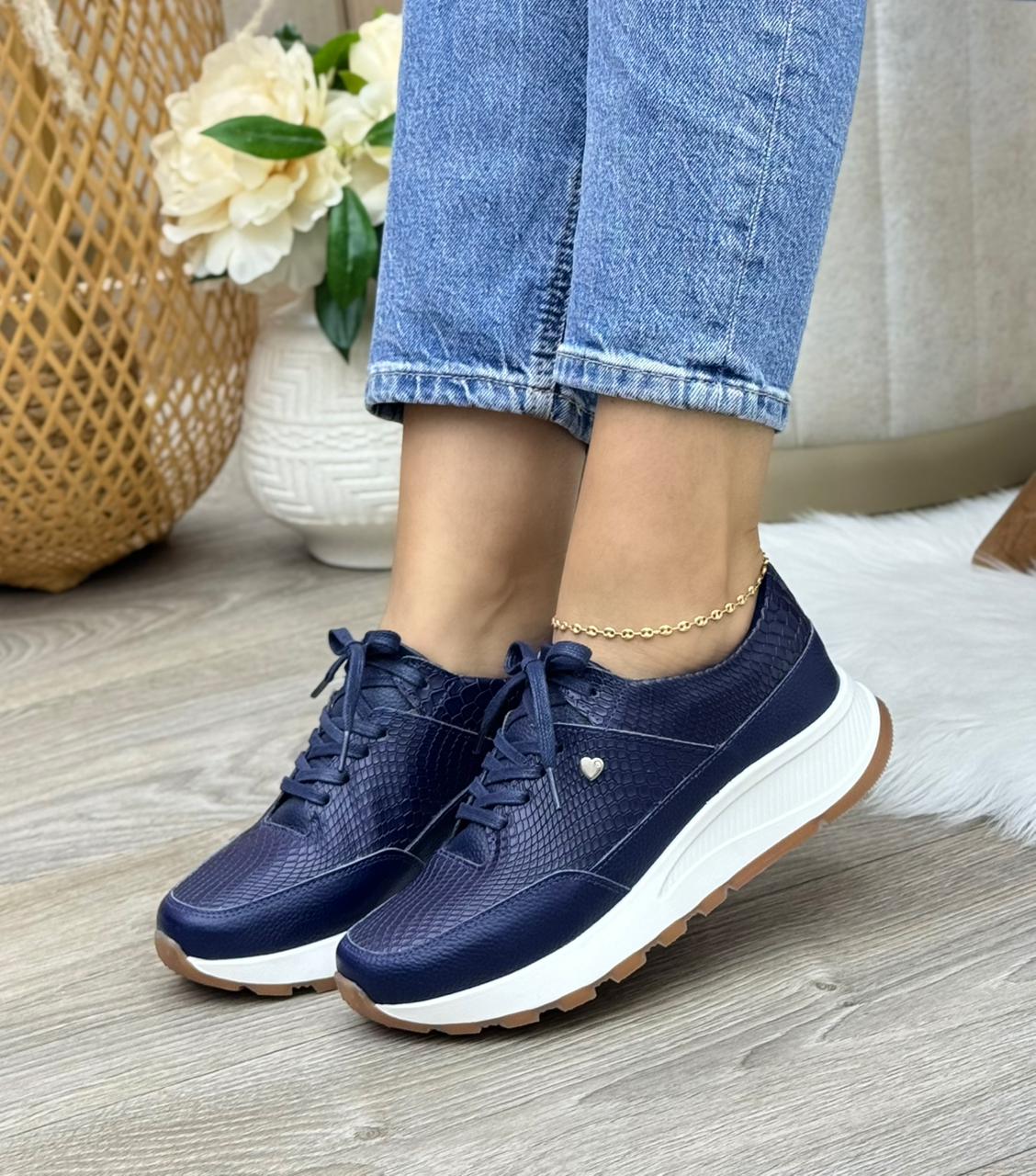 Tenis Serena Azul En Cuero — tenis en cuero genuino para mujer azul — YF Shoes Bucaramanga