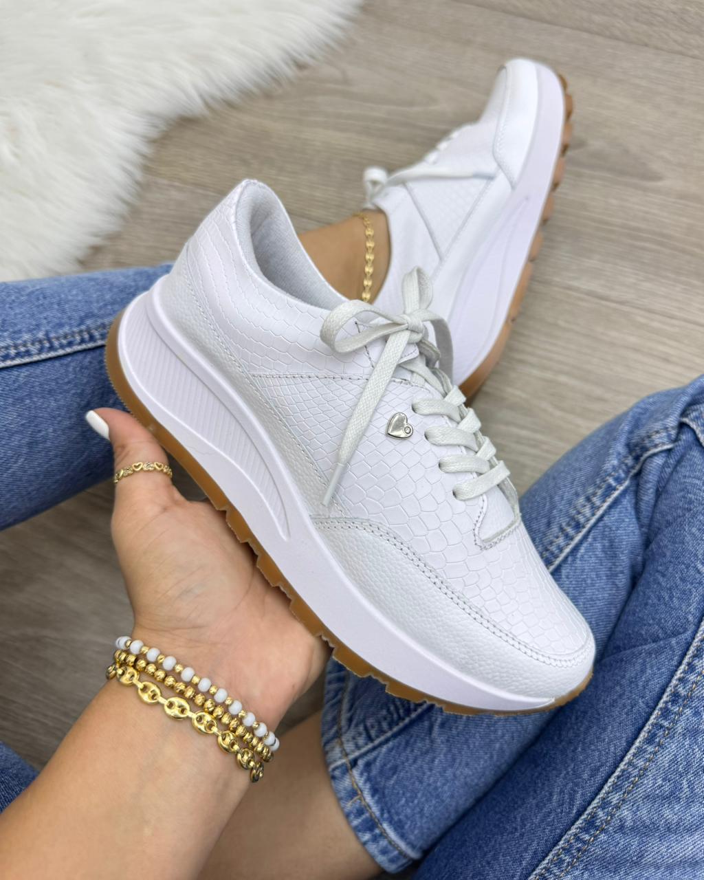 Vista frontal tenis serena blanco en cuero cuero genuino blanco — YF Shoes Colombia