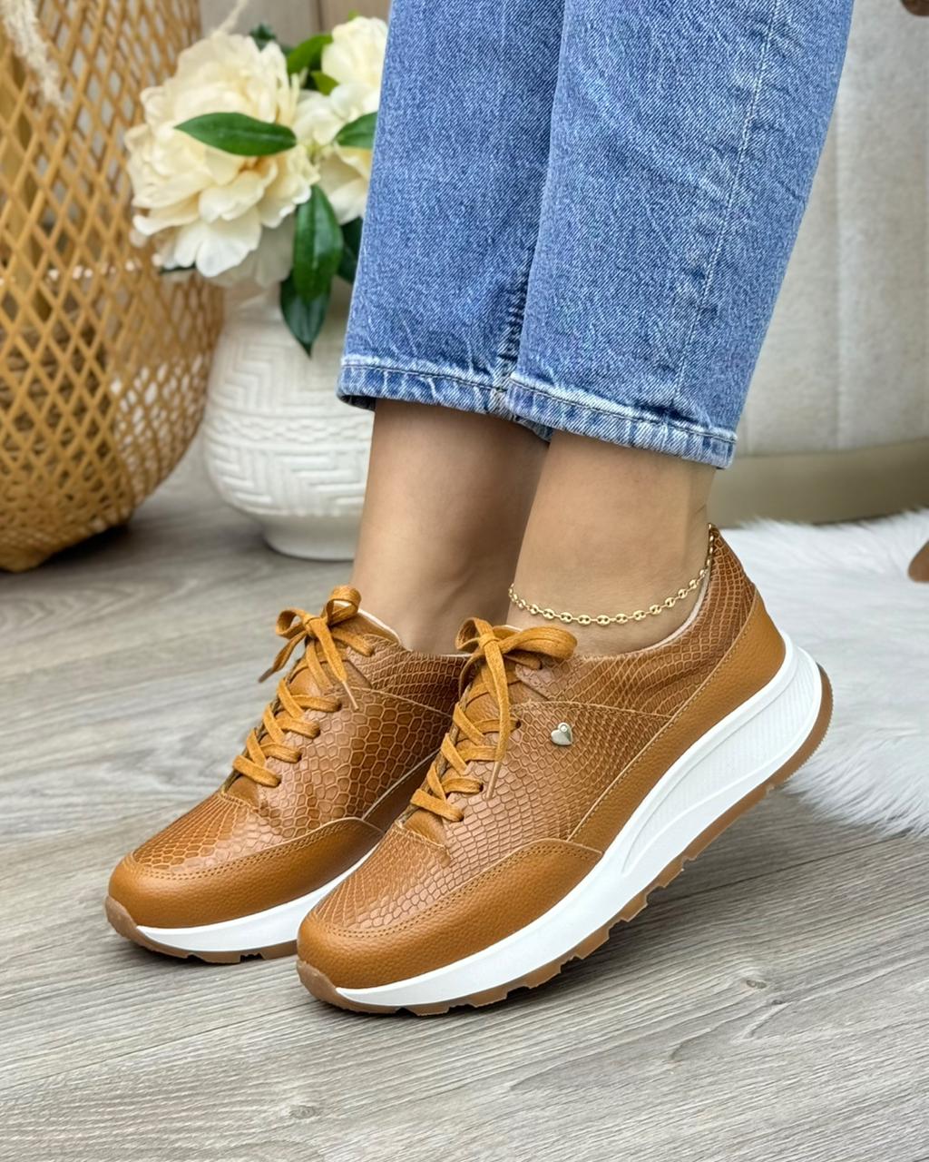 Tenis Serena Miel En Cuero — tenis en cuero genuino para mujer miel — YF Shoes Bucaramanga